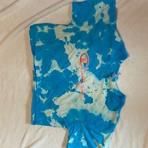 Tie-dye Woman’s Champion Cropped Tee